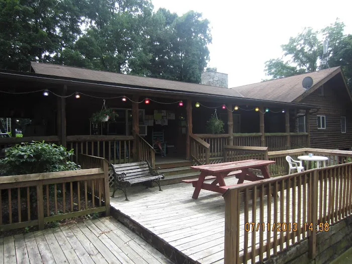 Roamers Retreat Campground Picture 3