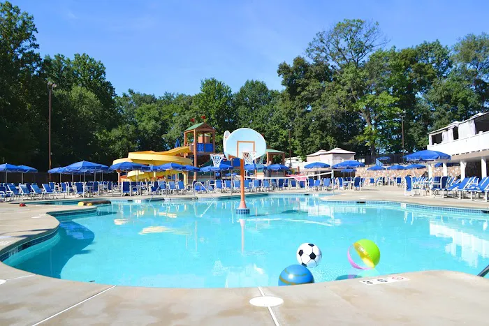 Jellystone Park™ Quarryville Picture 1