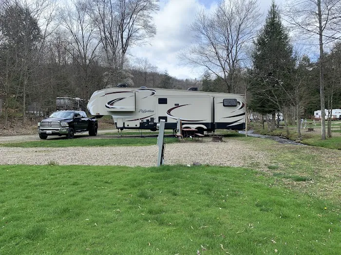 Whispering Winds Campground and Cabins Picture 1
