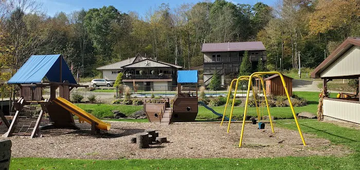 Whispering Winds Campground and Cabins Picture 5