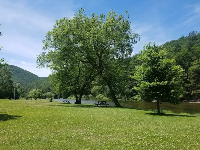 Tomb Flats Campground Picture 7