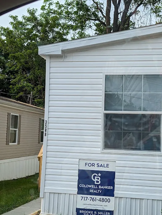 Progress Ridge Mobile Home Park Picture 1