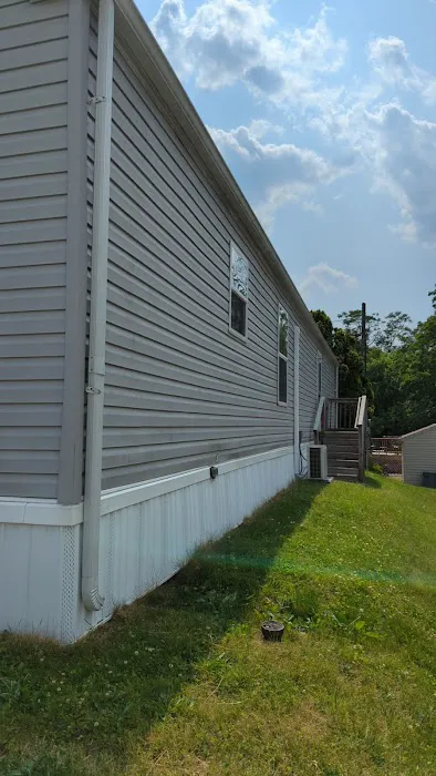 Progress Ridge Mobile Home Park Picture 2
