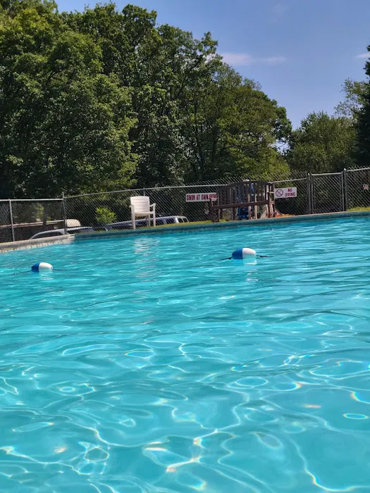 Pinch Pond Family Campground Picture 5