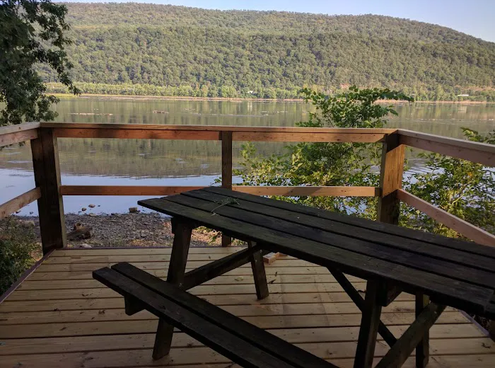 Riverfront Campground Picture 10