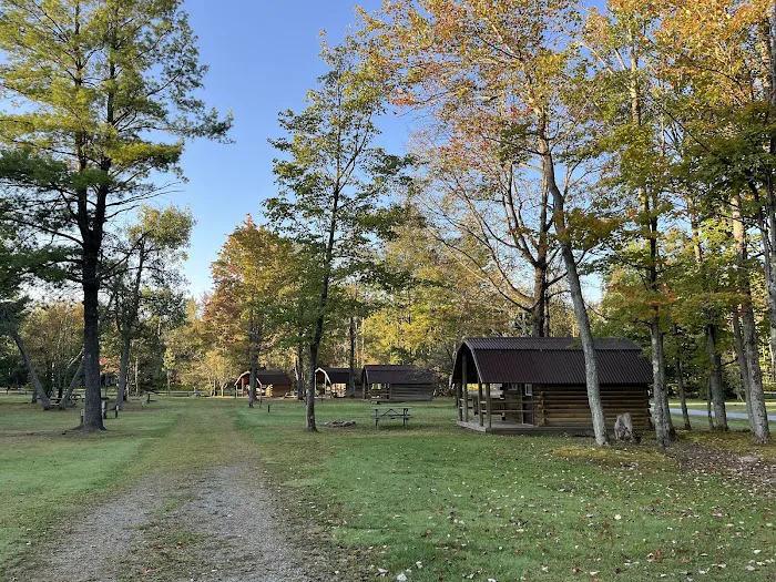 Cozy Embers Campground & Cabins Picture 6