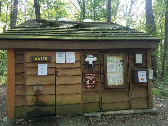 Cow Run Shelters Picture 2