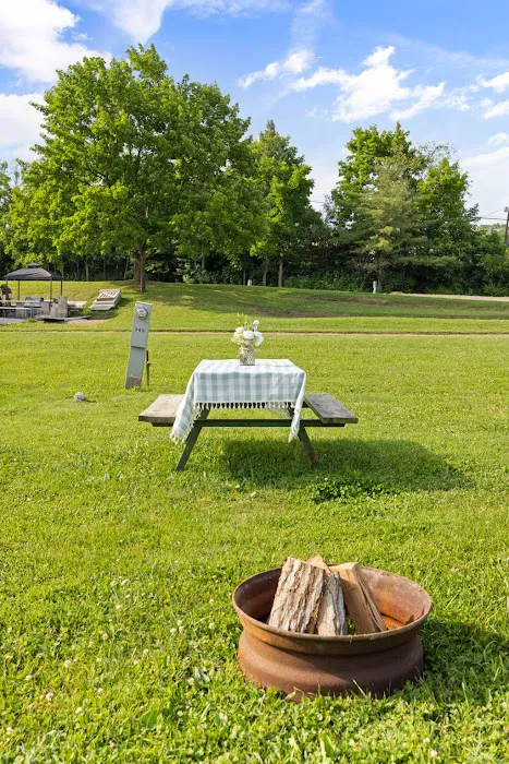 Hidden Valley Camping Resort Picture 4