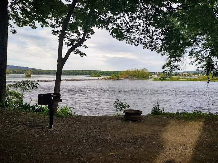 Ferryboat Campsites Picture 3