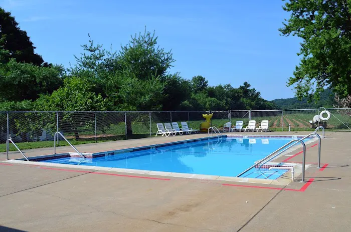 Riverside Campground Picture 8