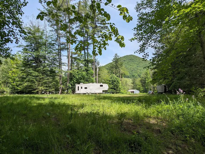 Oilmen's creekside RV sites Picture 9