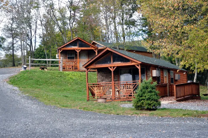 Twin Grove RV Resort & Cottages Picture 7