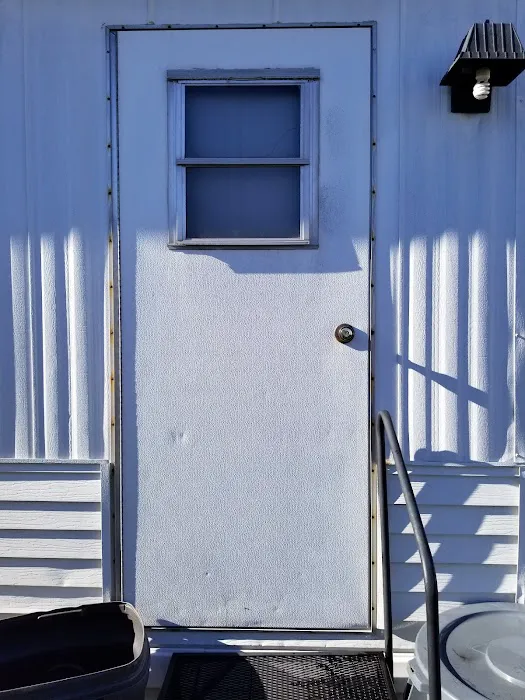 Cherry Hill Mobile Home Park Picture 7