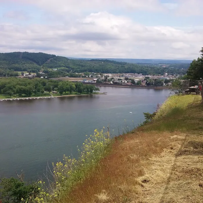 River Edge RV Camp & Marina Picture 7