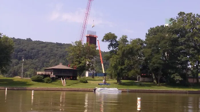 River Edge RV Camp & Marina Picture 4