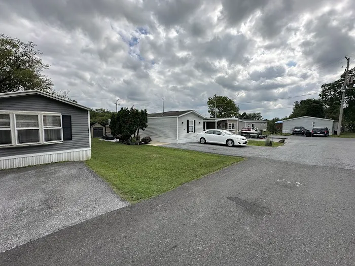 Lebanon Valley Mobile Home Park Picture 5