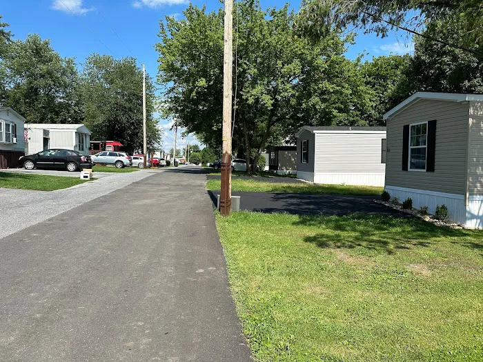 Lebanon Valley Mobile Home Park Picture 3