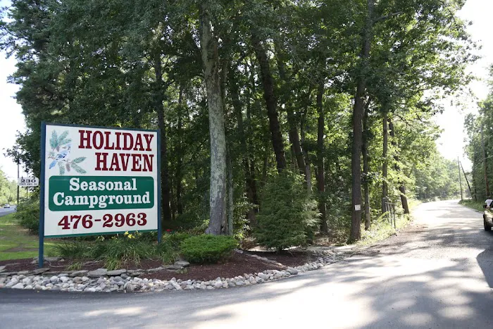 Holiday Haven Campground Picture 5