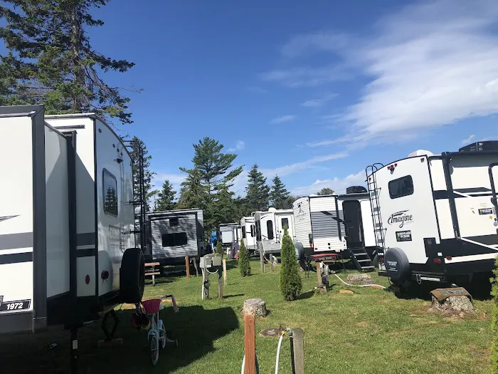 Holiday Haven Campground Picture 8