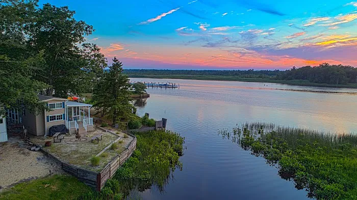River Beach RV Resort Picture 8