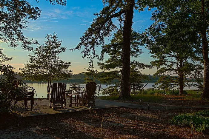 River Beach RV Resort Picture 3