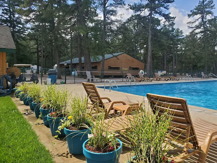 Wading Pines Camping Resort Picture 8