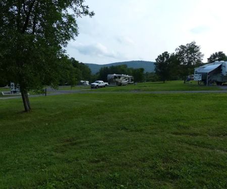 Cain Hollow Campground