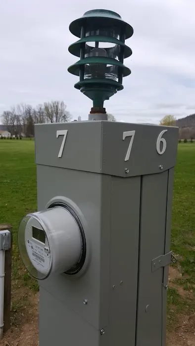 Riverside Park Campground Picture 7