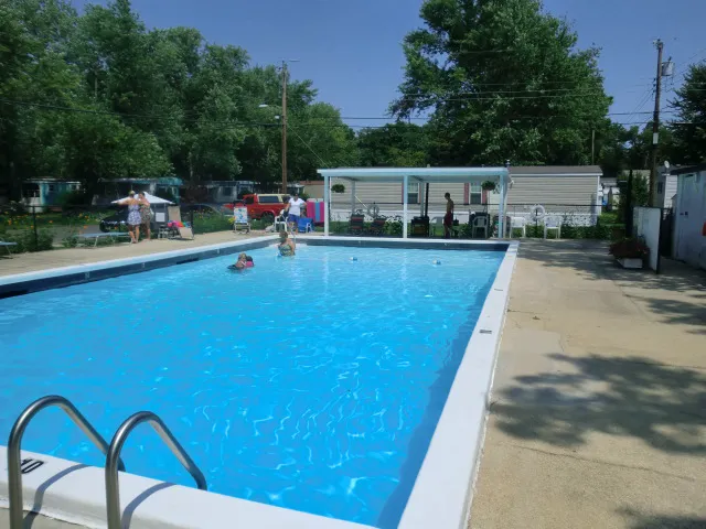 English Creek Manor Picture 9