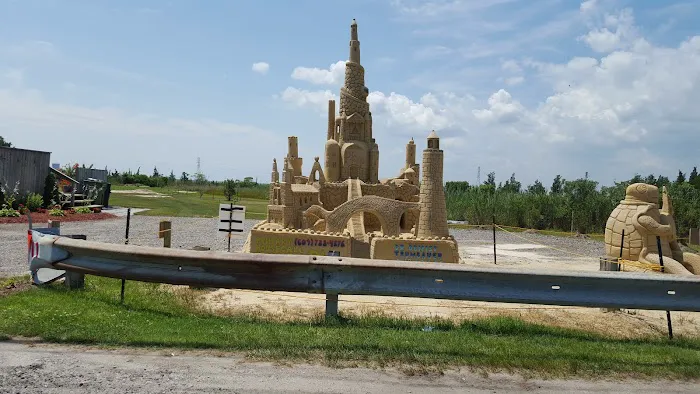 Bay Breeze Village Picture 8