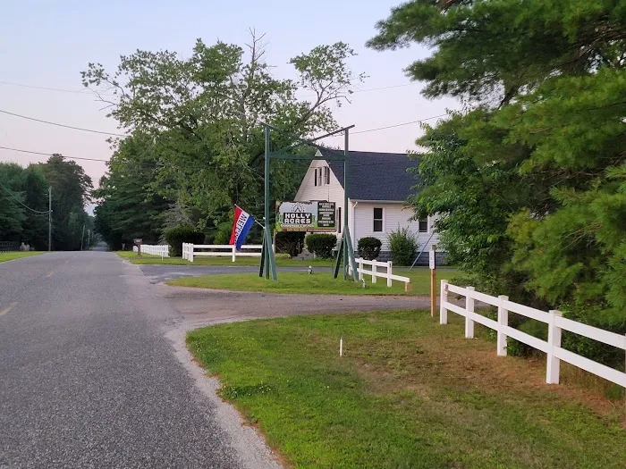 Holly Acres Campground Picture 3