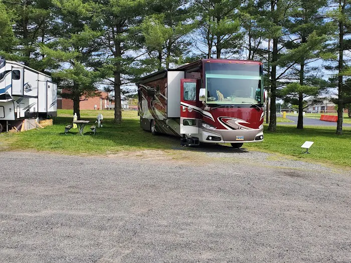 Willow Pond RV Campground Picture 6