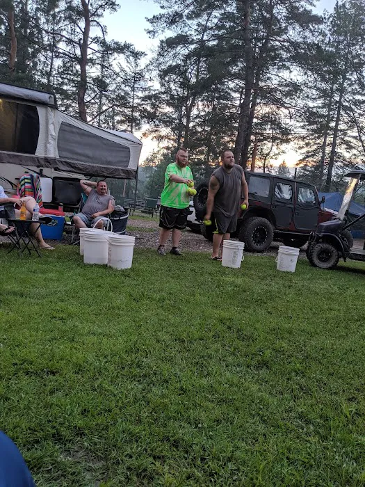 Camp Emerald Acres Picture 5
