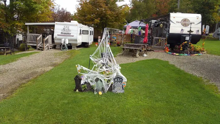 Triple R Camping Resort and Trailer Sales Picture 7