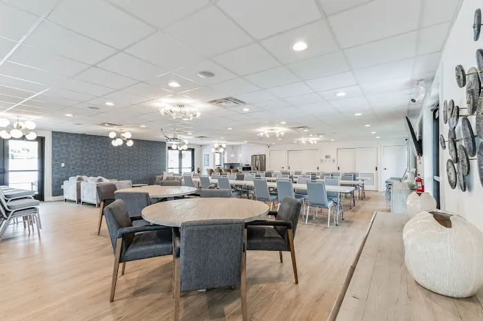 Tidewater 55+ Lifestyle Community Picture 2