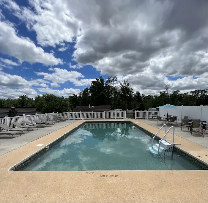 Dutch Valley RV Park Picture 6