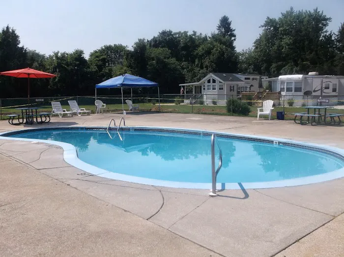Echo Farms RV Resort Picture 6