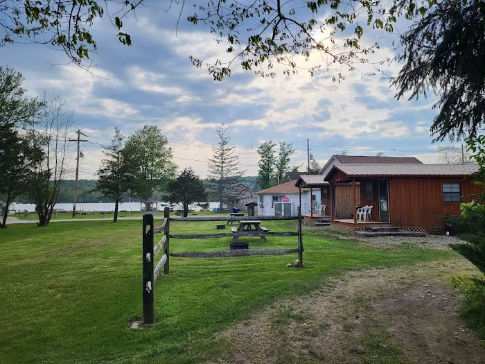 Higby's Campground Office Picture 8