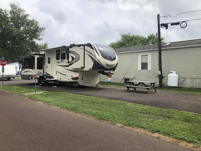 Village Scene Mobile Home Park Picture 9
