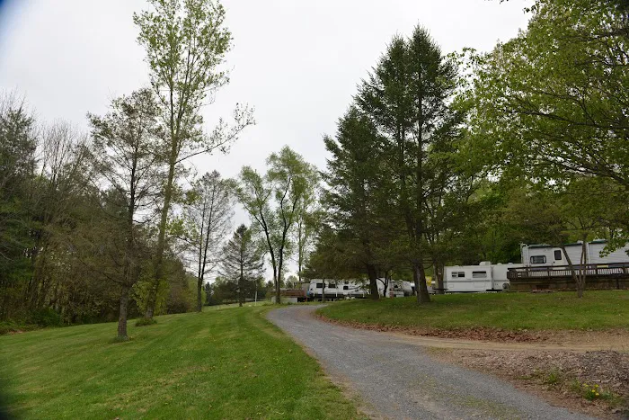 Robin Hill RV Campground Picture 1