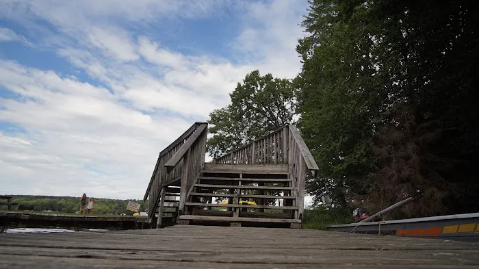 Paradise Bay Park Family Campground Picture 7