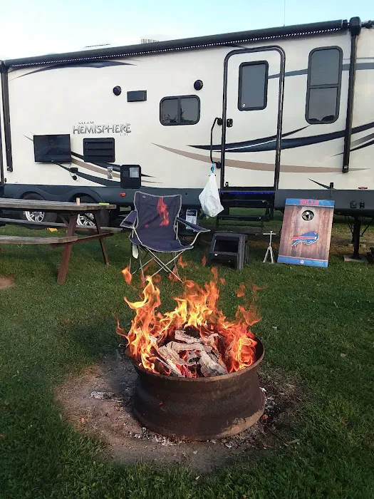 Family Affair Campground Picture 7