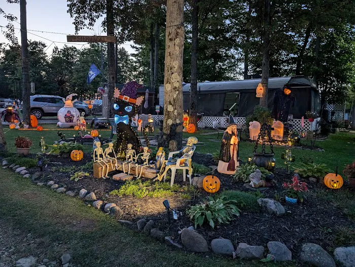 Family Affair Campground Picture 3