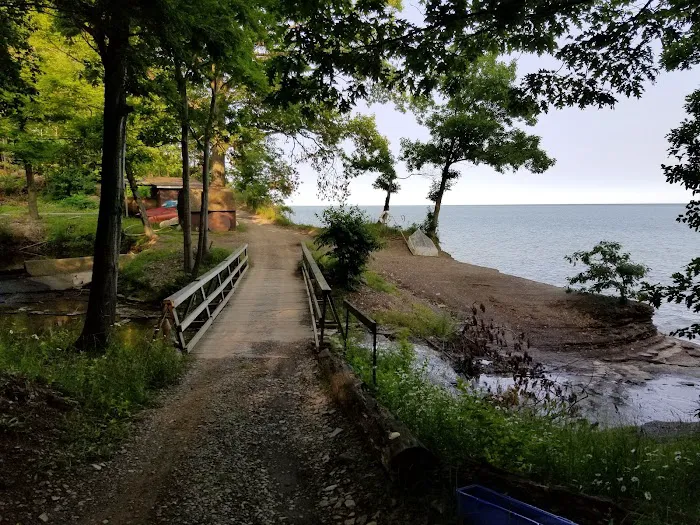 Blue Water Beach Campground Picture 9