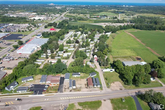 Lake Erie Estates Picture 3
