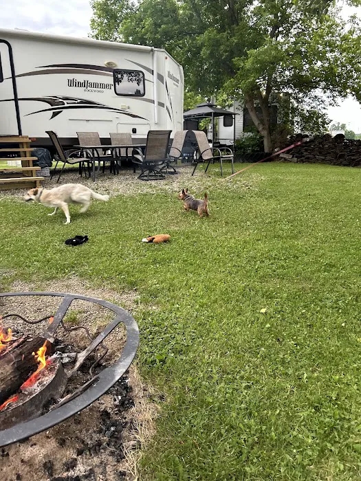 Lazy Acres Campgrounds Picture 10