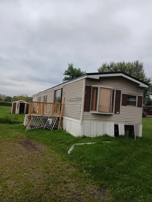 New Horizons Mobile Home Est Picture 1