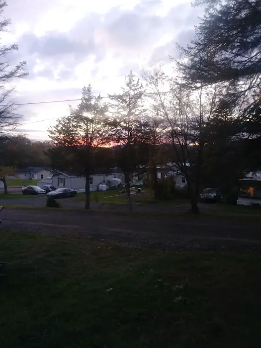 Riverside Estates - Mobile Home Community Picture 9