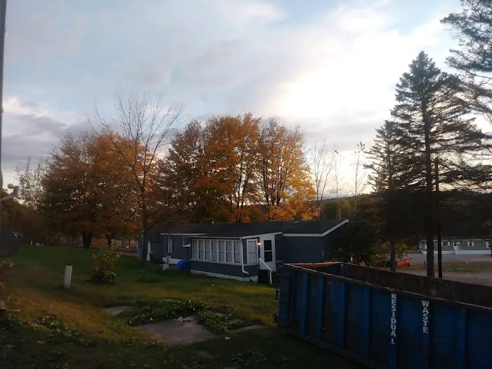 Riverside Estates - Mobile Home Community Picture 5