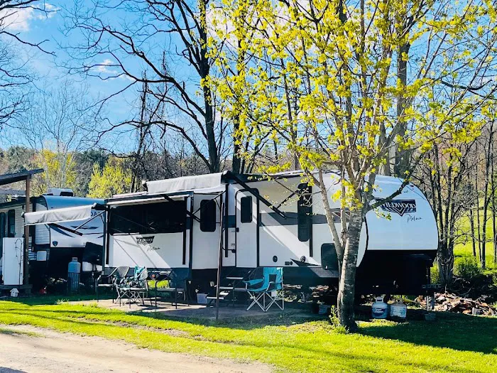 Sunflower Acres Family Campground Picture 6
